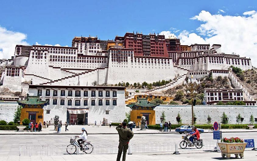 Дворец Потала в Тибете