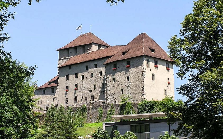 Замок Шаттенбург в Австрии
